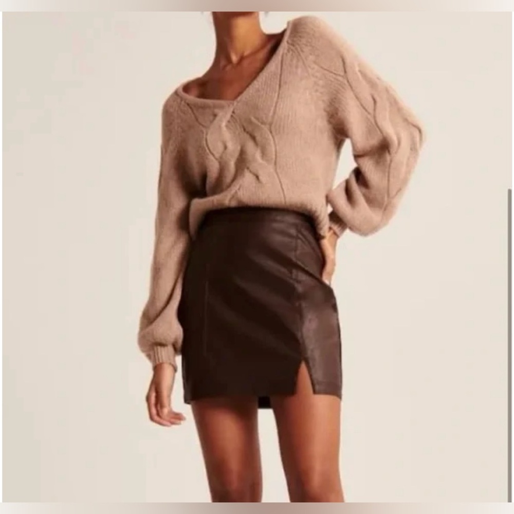 ABERCROMBIE & FITCH Kiki Vegan Leather skirt
